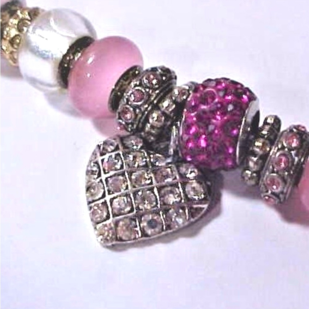 Magnifique Fine Crystal Beaded Bracelet
